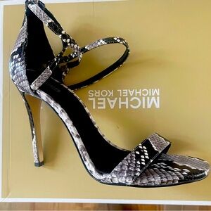 Best 25+ Deals for Michael Antonia Shoes | Poshmark